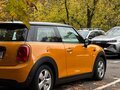 2018 Mini Hatch Cooper III (F55/F56), жёлтый, 1800000 рублей - вид 5