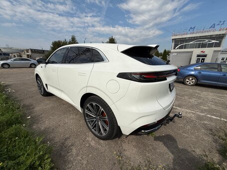 2023 Changan UNI-K iDD, белый, 2700000 рублей, вид 3