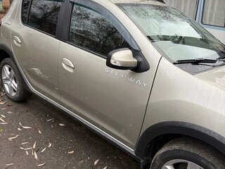 2017 Renault Sandero Stepway II, бежевый, 1000000 рублей, вид 3