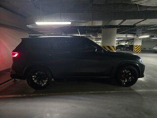 2021 BMW X5 M Competition III (F95), чёрный, 12000000 рублей, вид 5
