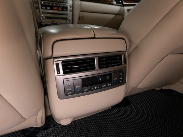 2013 Lexus LX 570 III Рестайлинг, чёрный, 4950000 рублей - вид 26