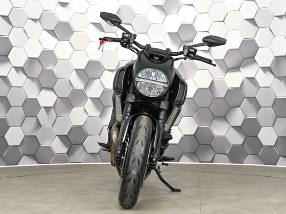 2013 Ducati Diavel, чёрный, 869000 рублей - вид 4