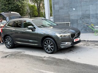 2021 Volvo XC60 II, серый, 4500000 рублей, вид 3