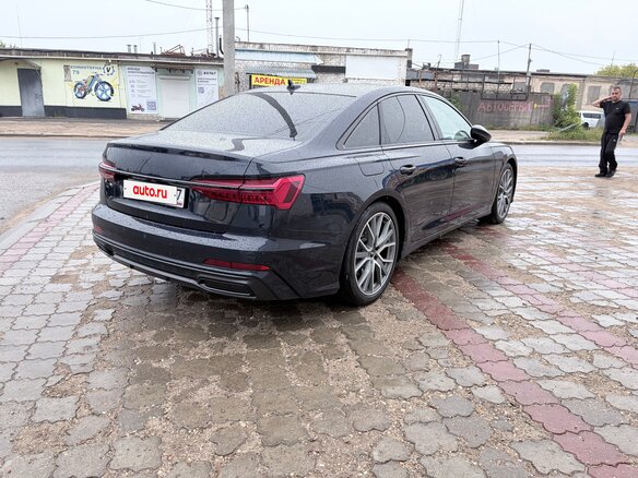 2018 Audi A6 55 TFSI V (C8), синий, 2835000 рублей - вид 4