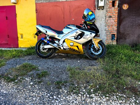 2000 Yamaha YZF600R Thundercat, серебристый, 390000 рублей, вид 1