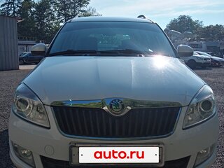 2012 Skoda Roomster I Рестайлинг, белый, 750000 рублей, вид 1
