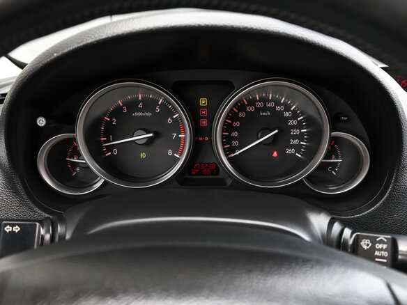 2010 Mazda 6 II (GH) Рестайлинг, серебристый, 949000 рублей - вид 11