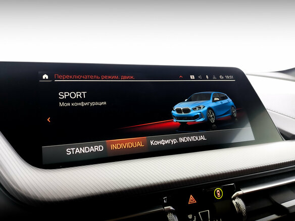2019 BMW 1 серии M135i xDrive III (F40), синий, 3150000 рублей - вид 28