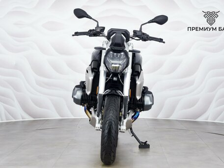 2024 BMW R 1250 R, чёрный, 1577000 рублей, вид 4