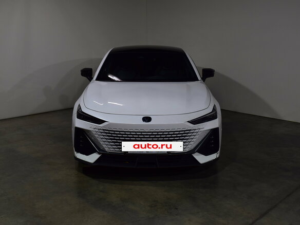 2024 Changan UNI-V I, белый - вид 6