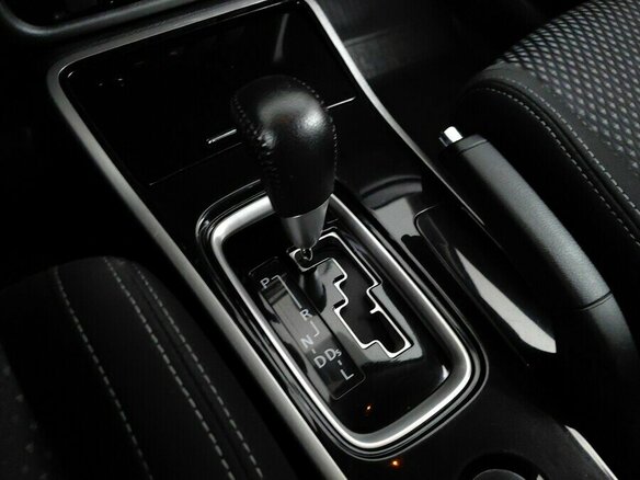 2018 Mitsubishi Outlander III Рестайлинг 2, чёрный, 1735000 рублей - вид 16