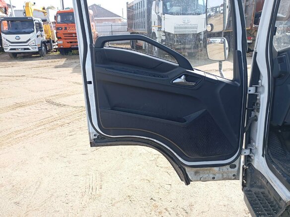 2023 Isuzu Elf (N-series), белый, 3105000 рублей - вид 8