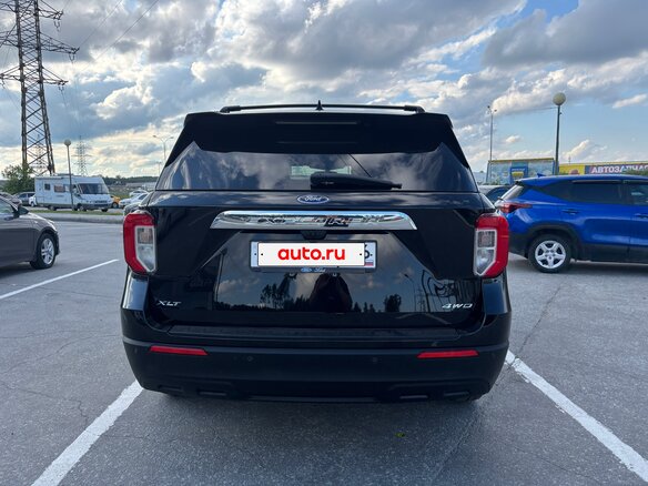 2021 Ford Explorer VI, чёрный, 4600000 рублей - вид 6