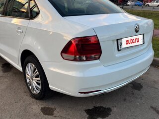 2018 Volkswagen Polo V Рестайлинг, белый, 630000 рублей, вид 2
