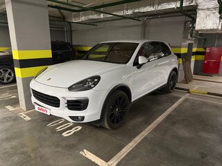 2015 Porsche Cayenne Diesel II Рестайлинг (958), белый, 5000000 рублей, вид 4