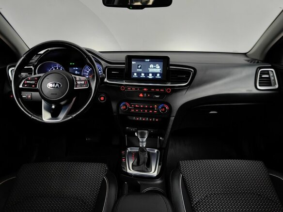 2019 Kia Ceed III, коричневый - вид 12