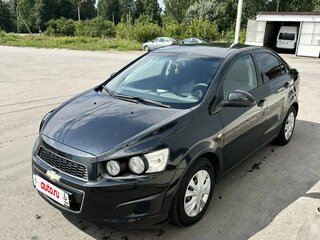 2013 Chevrolet Aveo II, чёрный, 780000 рублей, вид 2