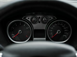 2008 Ford Focus II Рестайлинг, чёрный, 310000 рублей, вид 5