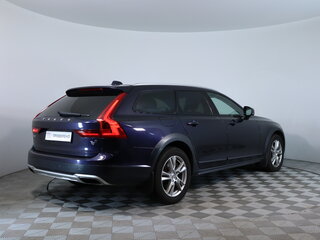 2017 Volvo V90 Cross Country I, синий, 2670000 рублей, вид 5