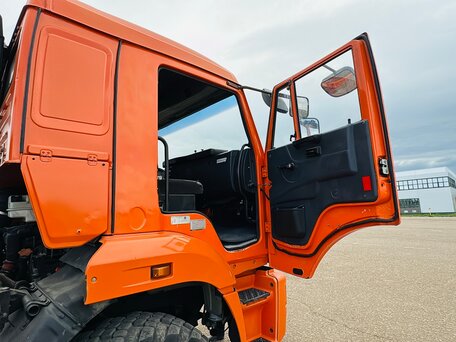 2017 КамАЗ 43118, оранжевый, 5790000 рублей, вид 5