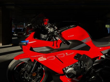 2026 Voge RR500S, красный, 700000 рублей, вид 3