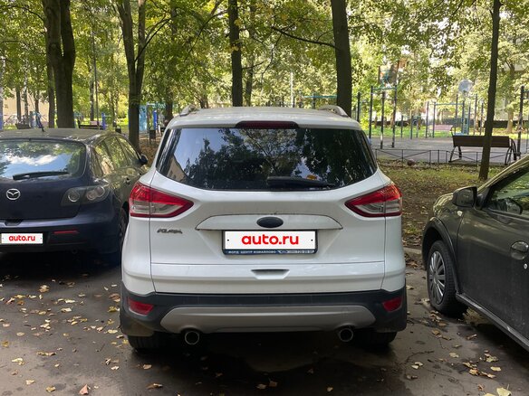2013 Ford Kuga II, белый, 1400000 рублей - вид 2