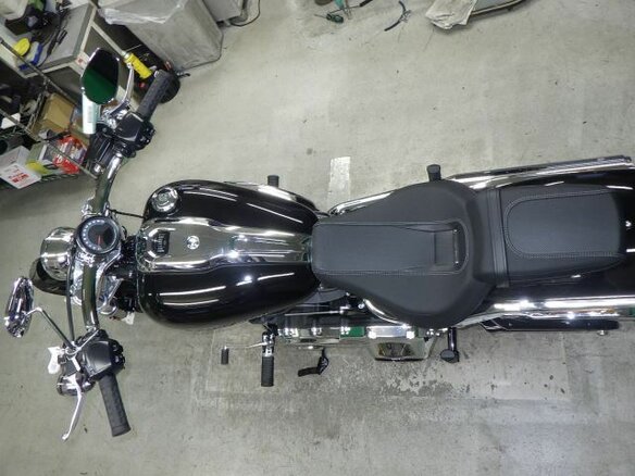 2026 Harley-Davidson Breakout, чёрный - вид 9