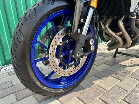 2020 Yamaha MT-09 Tracer (FJ-09), чёрный, 1149000 рублей - вид 9