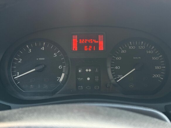 2013 Lada (ВАЗ) Largus I, белый, 660000 рублей - вид 12