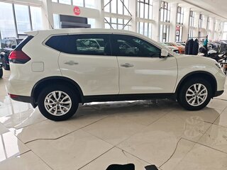 2022 Nissan X-Trail III Рестайлинг, белый, 1590000 рублей, вид 5