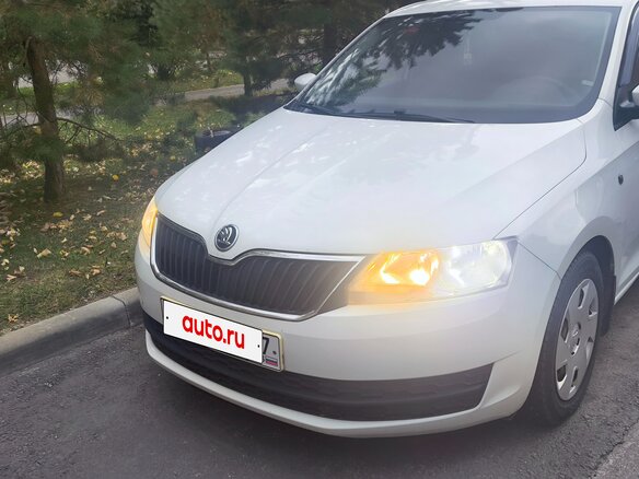 2014 Skoda Rapid I, белый, 735000 рублей - вид 7