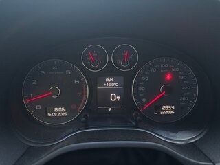 2012 Audi A3 II (8P) Рестайлинг 2, белый, 750000 рублей, вид 5