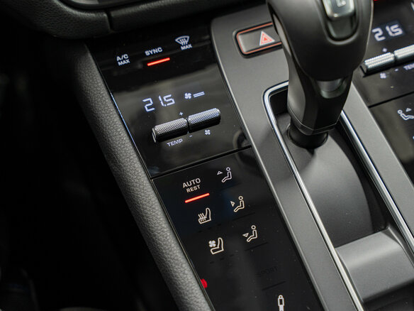 2026 Porsche Macan I Рестайлинг 2, серый, 12245000 рублей - вид 20