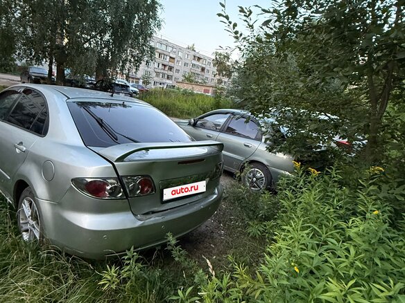 2005 Mazda 6 I (GG) Рестайлинг, серебристый, 270000 рублей - вид 10