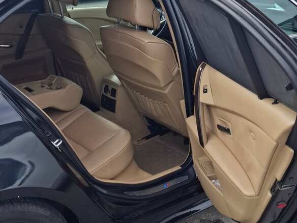 2005 BMW 5 серии 530i V (E60/E61), чёрный, 1500000 рублей - вид 17