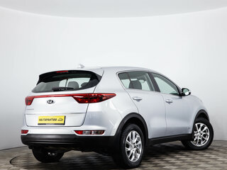 2017 Kia Sportage IV, серебристый, 1899000 рублей, вид 4