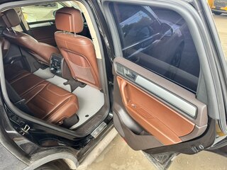 2011 Volkswagen Touareg II, чёрный, 1146191 рублей, вид 5