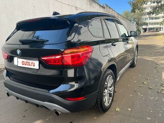 2017 BMW X1 20i xDrive II (F48), чёрный, 2750000 рублей, вид 3