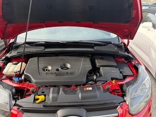 2011 Ford Focus III, красный, 800000 рублей, вид 5