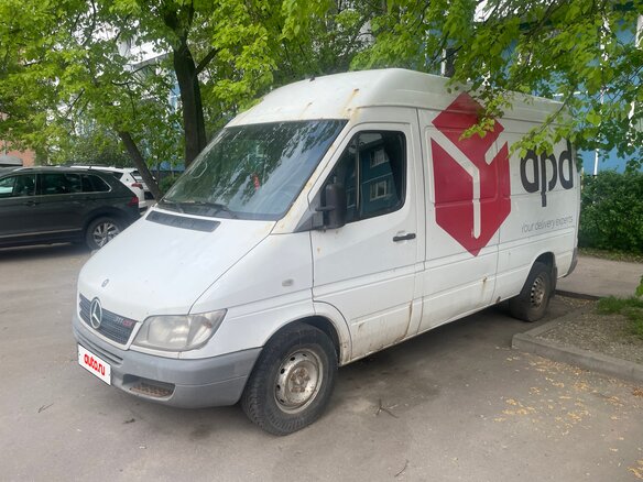 2013 Mercedes-Benz Sprinter Classic, белый, 880000 рублей - вид 2
