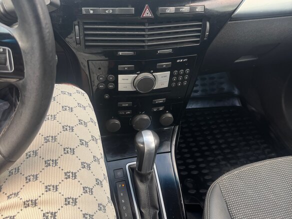 2008 Opel Astra H Рестайлинг, серебристый, 280000 рублей - вид 7