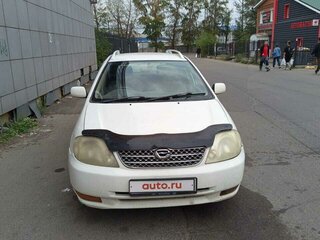 2001 Toyota Corolla Fielder IX (E120, E130), белый, 550000 рублей, вид 1