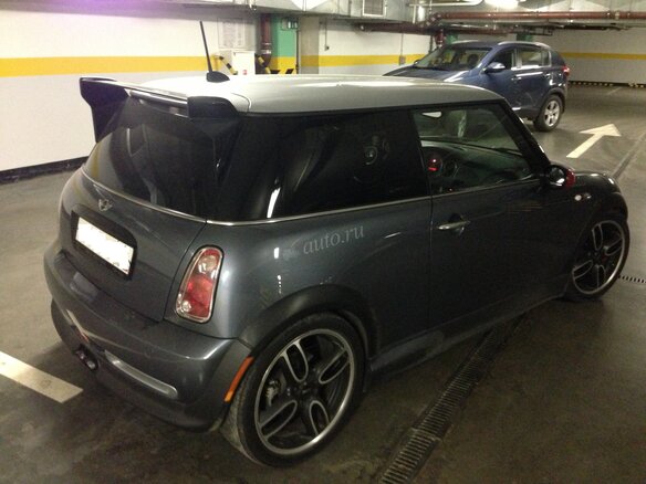 2006 Mini Hatch JCW II (R56), серый - вид 2