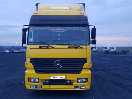 1999 Mercedes-Benz Actros, жёлтый, 2500000 рублей, вид 1