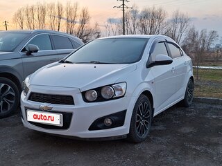 2014 Chevrolet Aveo II, белый, 777000 рублей, вид 5