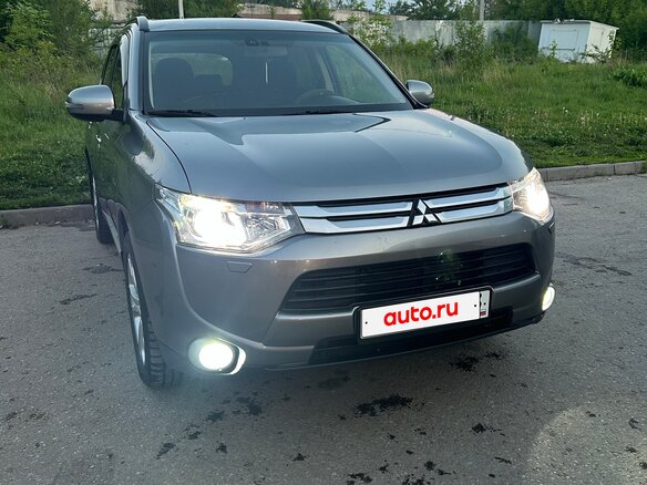 2012 Mitsubishi Outlander III, серый, 1390000 рублей - вид 3