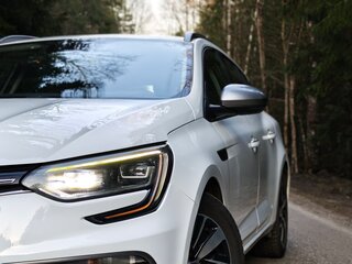 2017 Renault Megane IV, белый, 1500000 рублей, вид 1