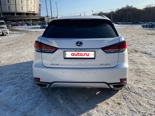 2022 Lexus RX 300 IV Рестайлинг, белый, 7550000 рублей, вид 2