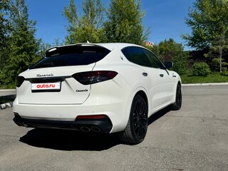 2023 Maserati Levante GT Hybrid I Рестайлинг, белый, 9200000 рублей, вид 3