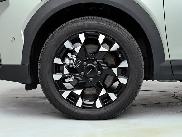 2026 Lynk & Co 06 I Рестайлинг, зелёный, 2896000 рублей - вид 13